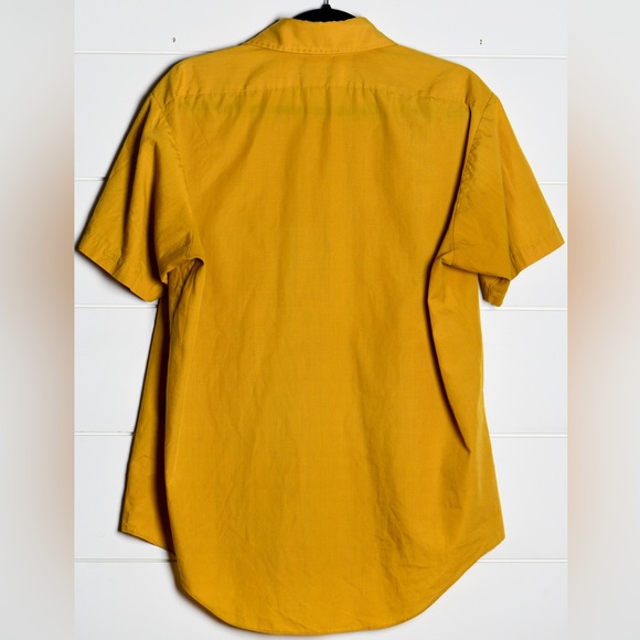 Matt Andrews Mens Button Down Short Sleeve Dress Shirt - Picture 3 of 3